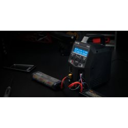 SkyRC T200 AC/DC 12A oplader